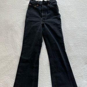 Levi’s Ribcage Cropped Flare Jeans